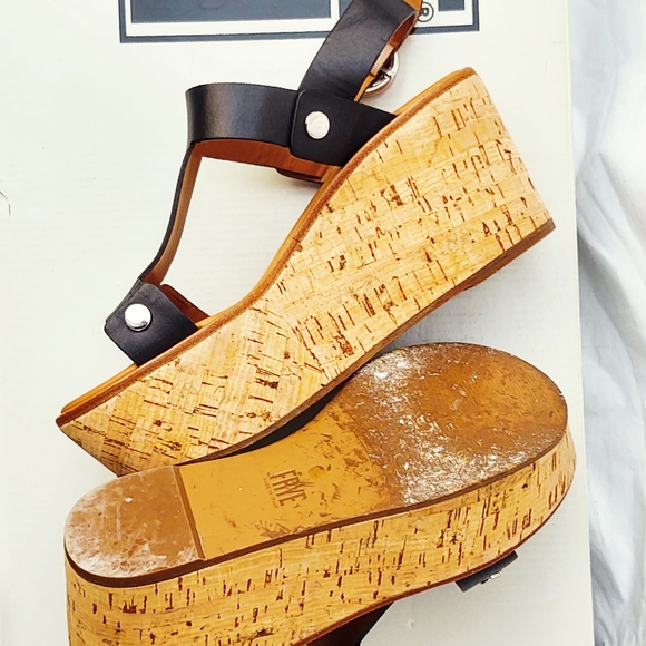 Frye Black Leather Alva Platform Sandals- Size 8 - Picture 9 of 11